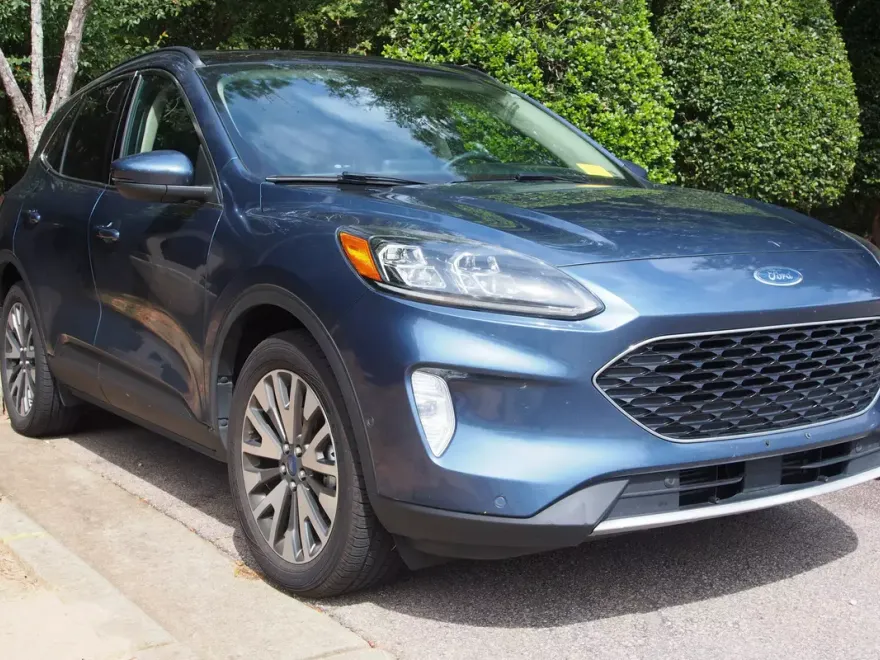 2020 Ford Escape Titanium photo 1