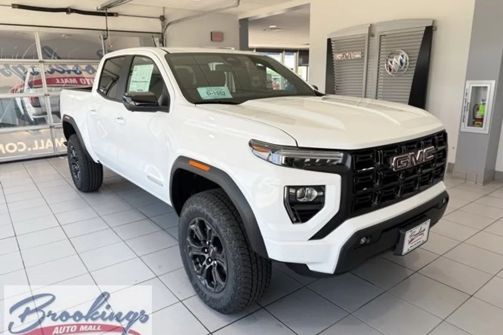 2025 Gmc Canyon Elevation photo 1