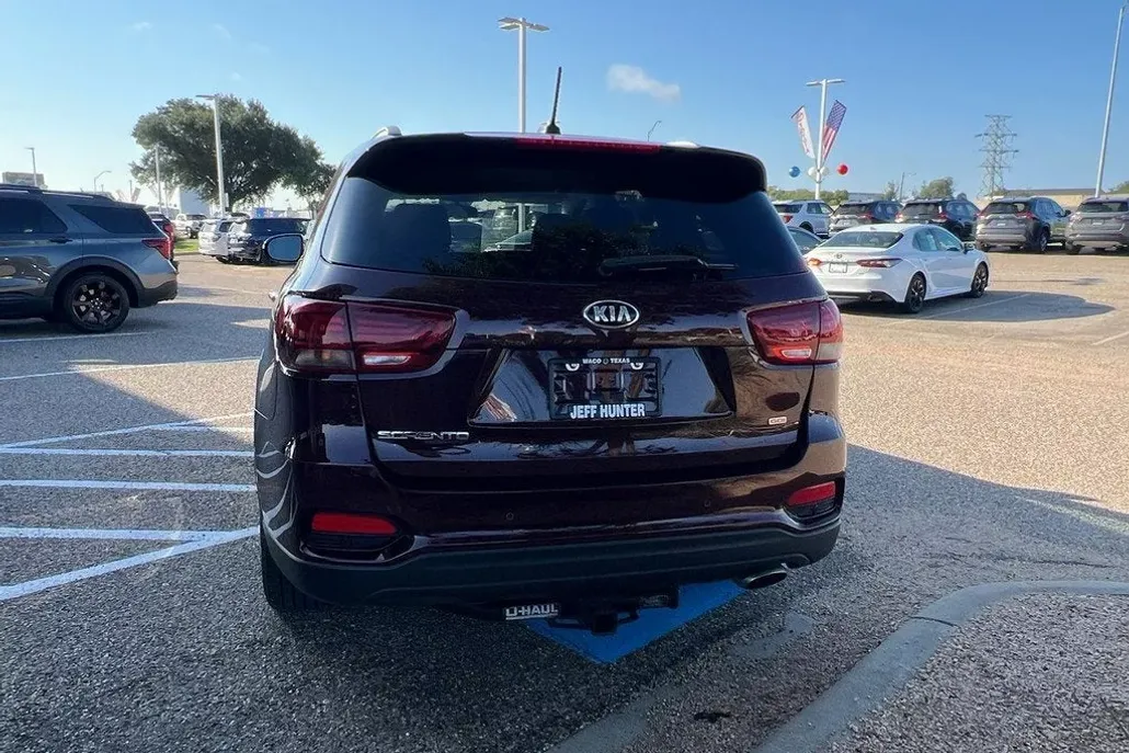 2020 Kia Sorento LX photo 1