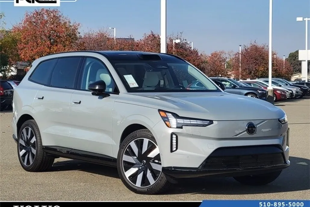2025 Volvo EX90 Twin Motor Ultra photo 1