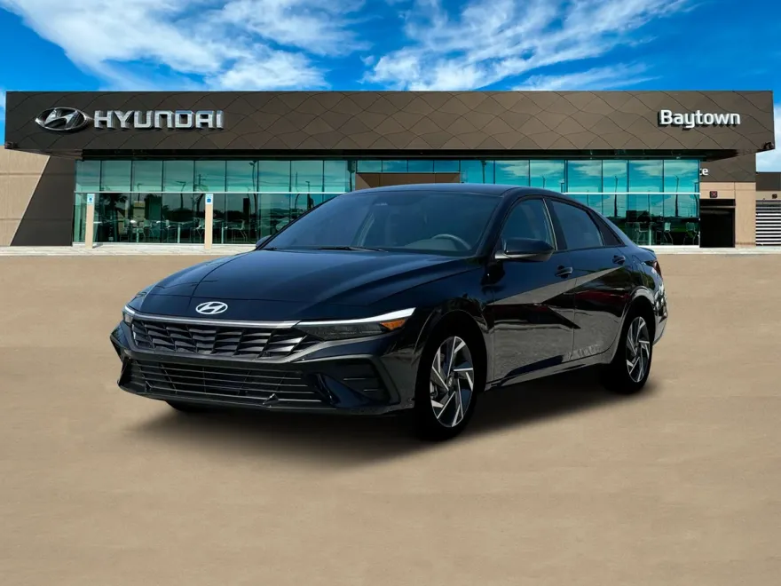 2025 Hyundai Elantra SEL Sport photo 1