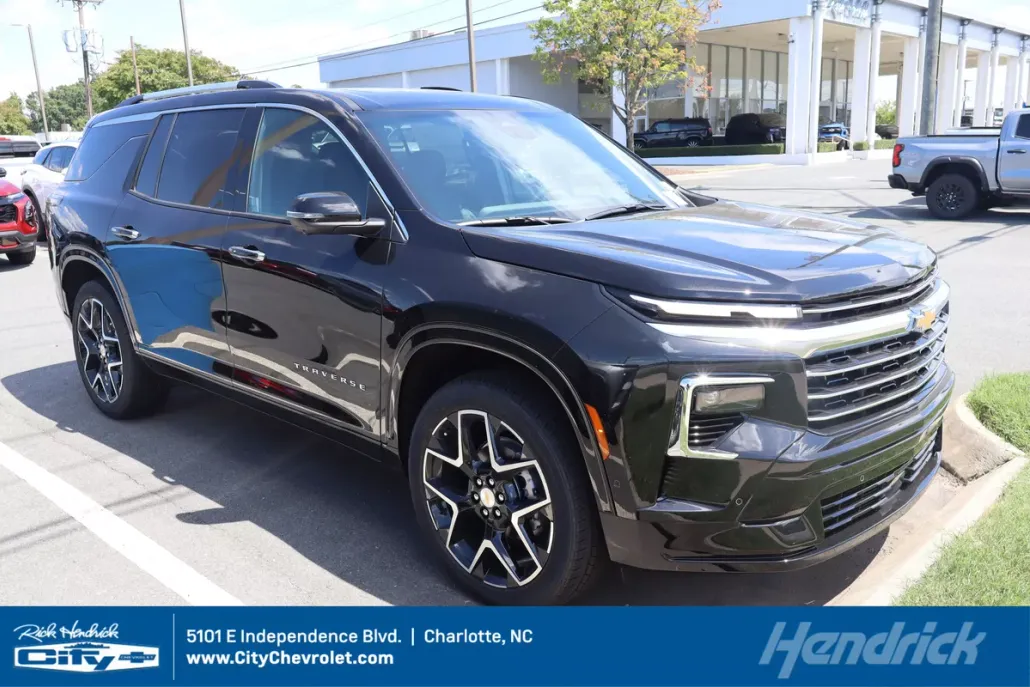 2026 Chevrolet Traverse High Country photo 1