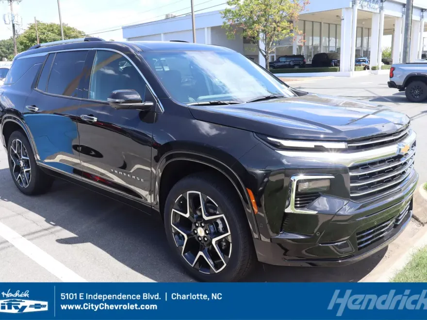 2026 Chevrolet Traverse High Country photo 1