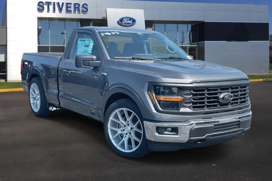 2025 Ford F-150 XL photo 1