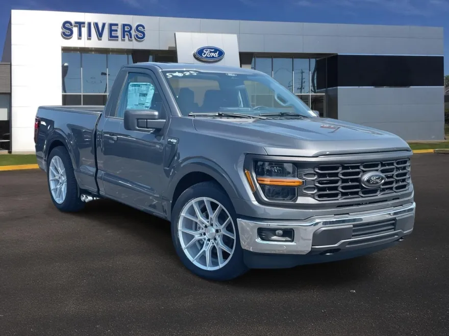 2025 Ford F-150 XL photo 1