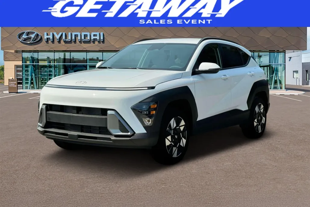 2025 Hyundai Kona SEL photo 1