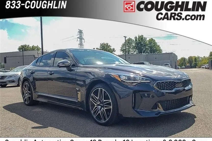 2023 Kia Stinger GT2 photo 1