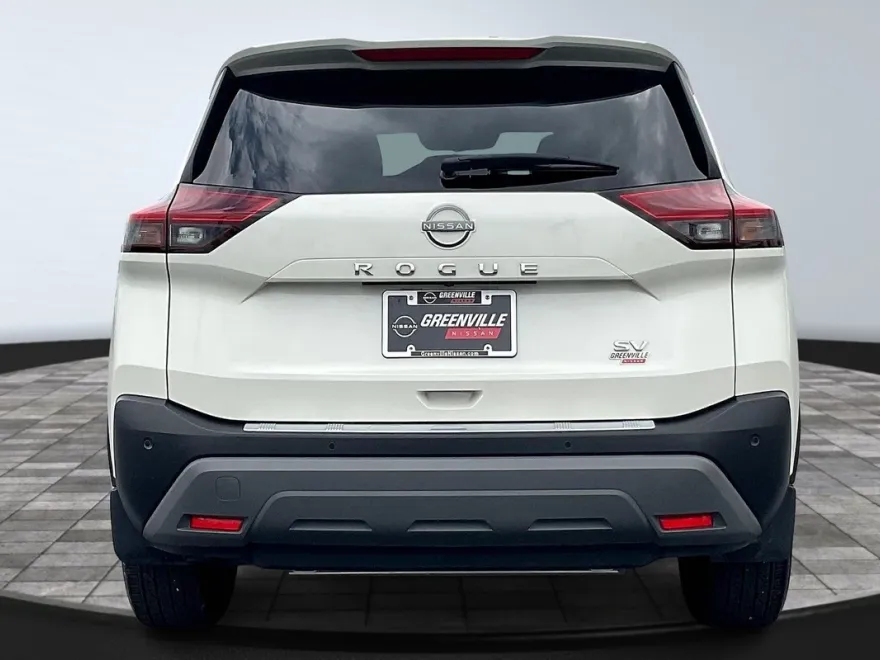 2023 Nissan Rogue SV photo 4