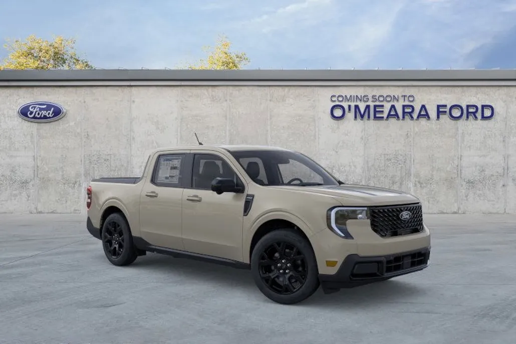 2025 Ford Maverick Lariat photo 1