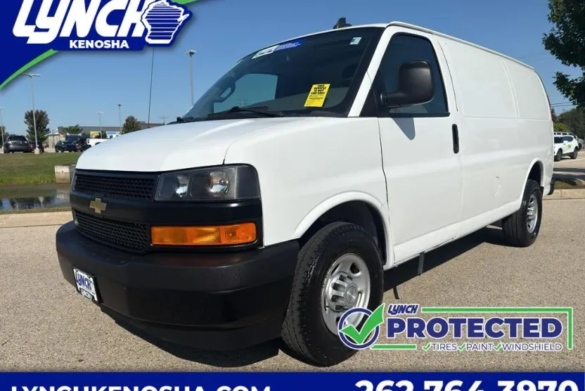 2018 Chevrolet Express Cargo 2500 Base photo 1