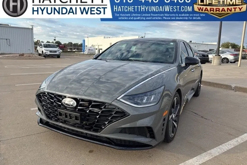 2022 Hyundai Sonata SEL Plus photo 1