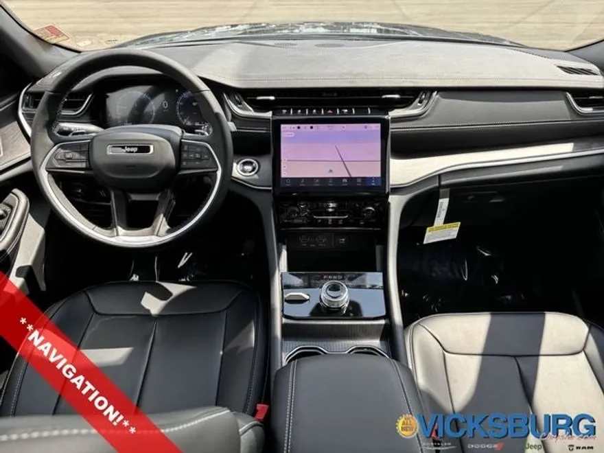 2025 Jeep Grand Cherokee Limited photo 1