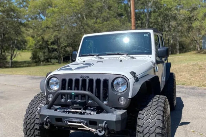 2018 Jeep Wrangler Unlimited Sport photo 1
