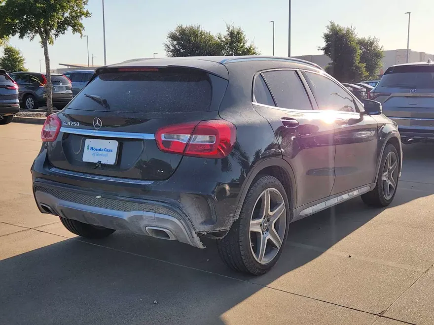 2016 Mercedes Benz GLA 250 photo 1