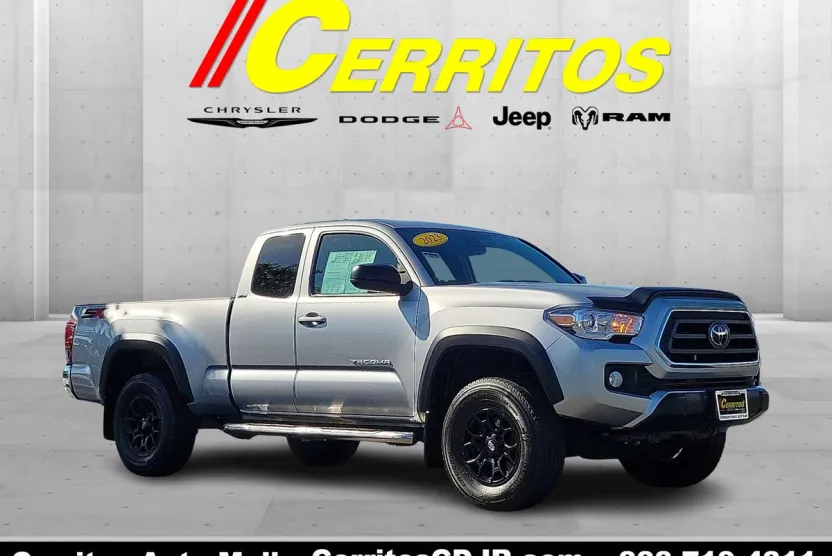 2023 Toyota Tacoma TRD Sport photo 1