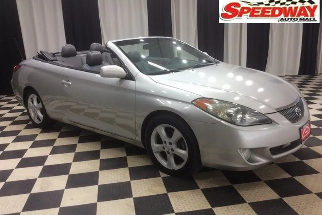 2005 Toyota Camry Solara SLE photo 1