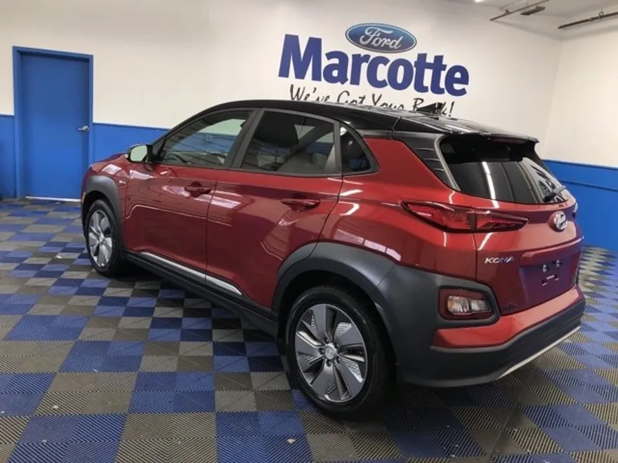 2020 Hyundai Kona Electric SEL photo 1