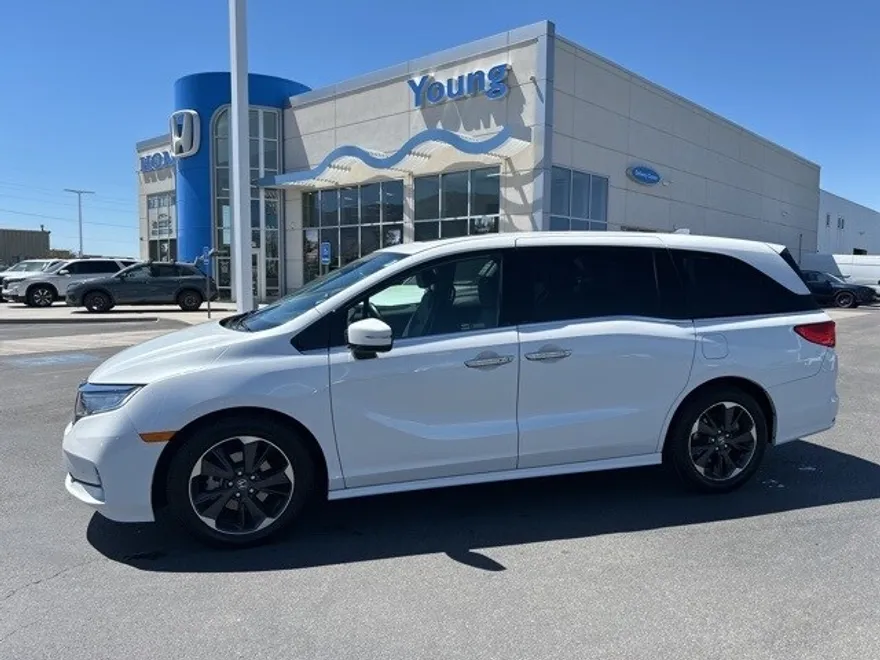 2022 Honda Odyssey Elite photo 1