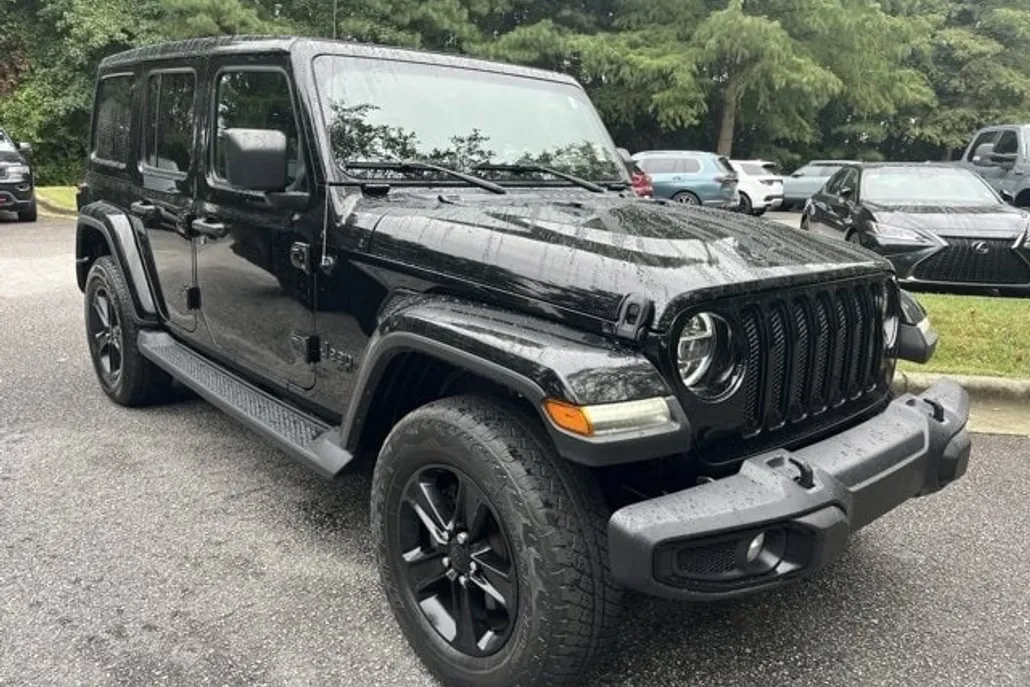 2022 Jeep Wrangler Unlimited Sahara Altitude photo 1