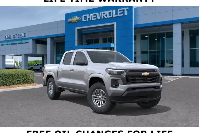 2026 Chevrolet Colorado LT photo 1