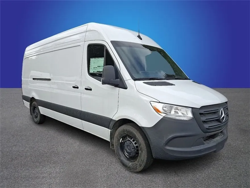 2025 Mercedes Benz Sprinter 2500 High Roof photo 1
