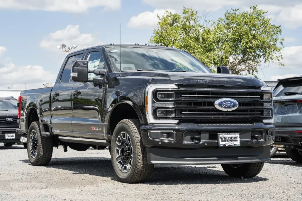 2026 Ford F-250 Platinum photo 1