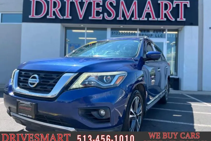 2018 Nissan Pathfinder Platinum photo 1