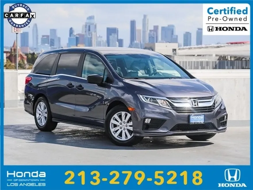 2018 Honda Odyssey LX photo 1