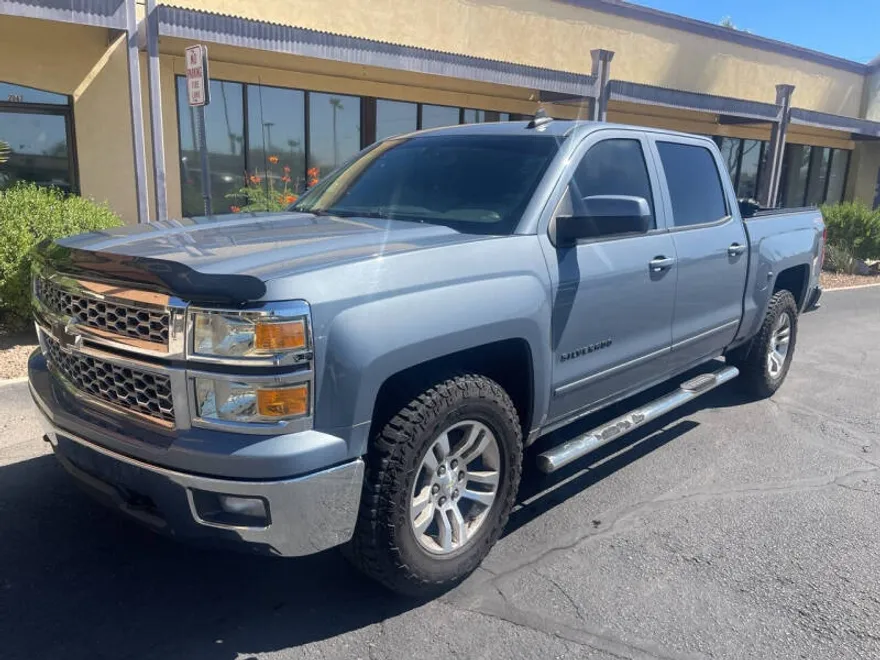 2015 Chevrolet Silverado 1500 LT photo 1