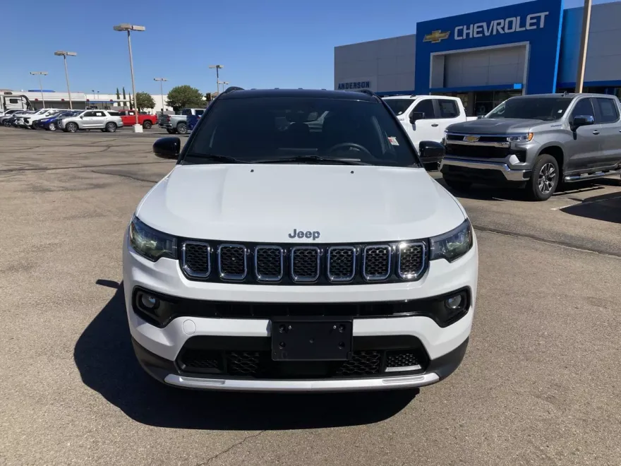 2023 Jeep Compass Limited photo 1