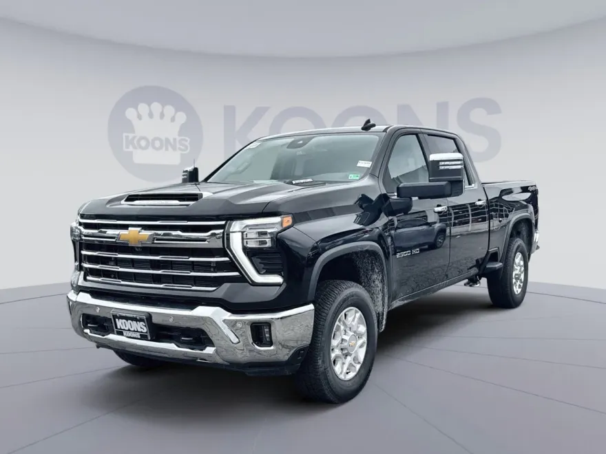 2025 Chevrolet Silverado 2500HD LTZ photo 1