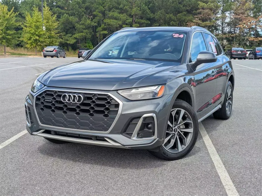 2024 Audi Q5 45 S line Premium photo 1