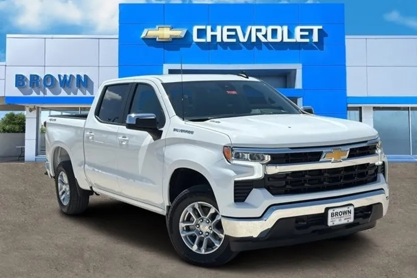 2026 Chevrolet Silverado LT photo 1