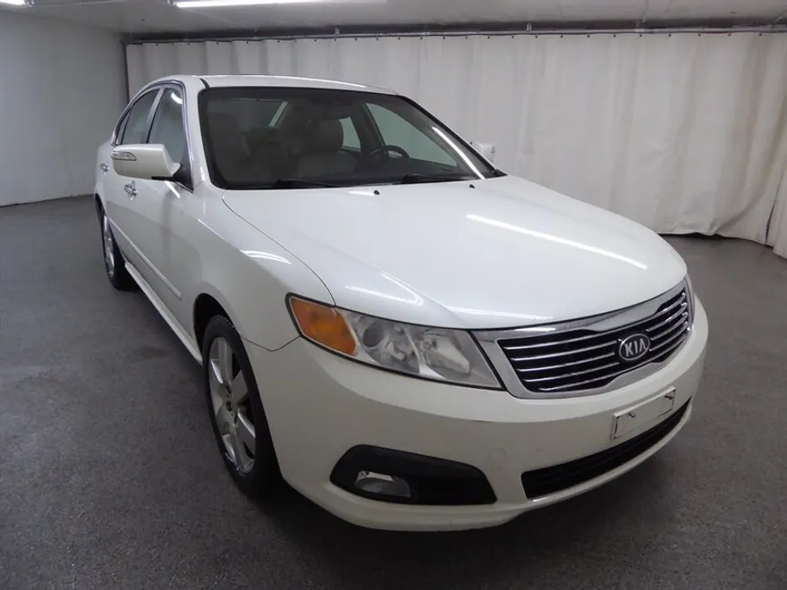 2009 Kia Optima EX photo 1