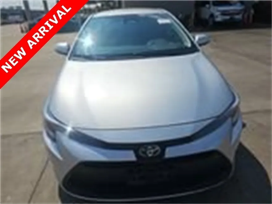 2024 Toyota Corolla Hybrid LE photo 1