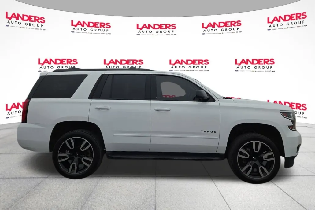 2019 Chevrolet Tahoe Premier photo 1