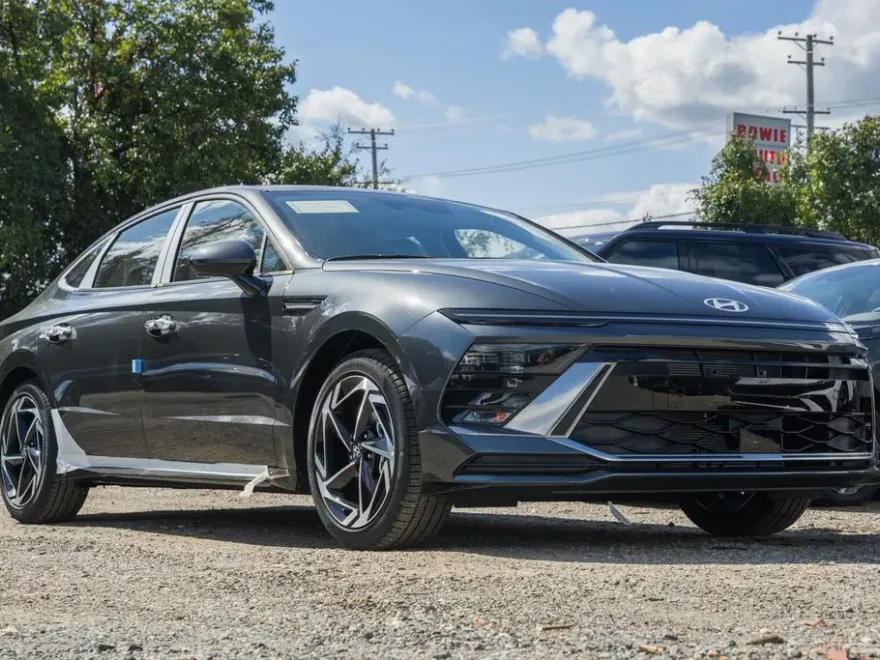 2026 Hyundai Sonata SEL Sport photo 1