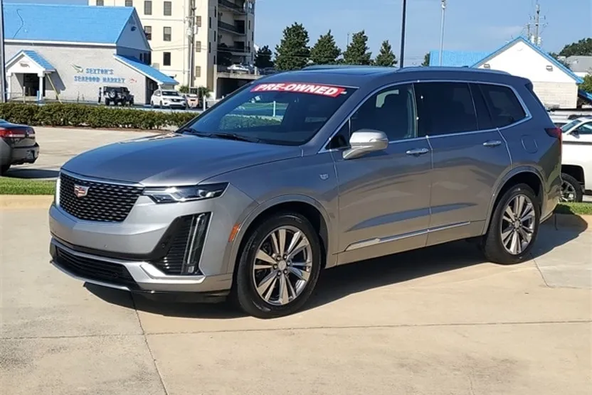2025 Cadillac XT6 Premium Luxury photo 1