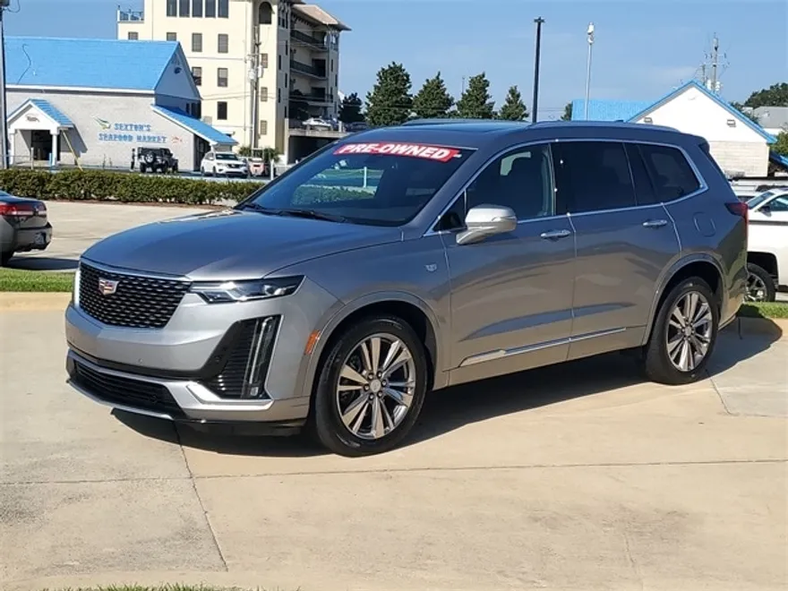 2025 Cadillac XT6 Premium Luxury photo 1