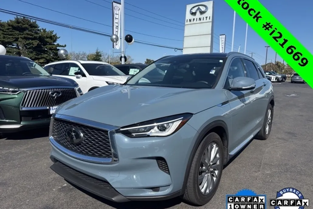 2024 Infiniti QX50 Luxe photo 1