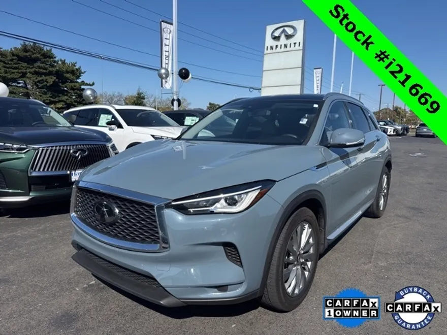 2024 Infiniti QX50 Luxe photo 1