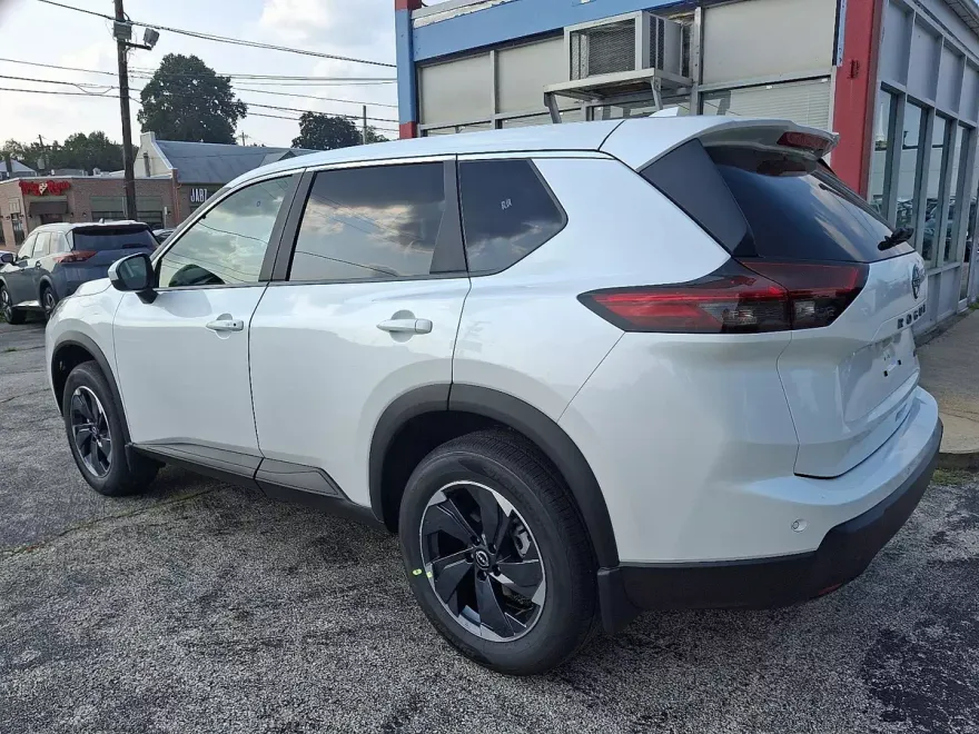 2026 Nissan Rogue SV photo 1