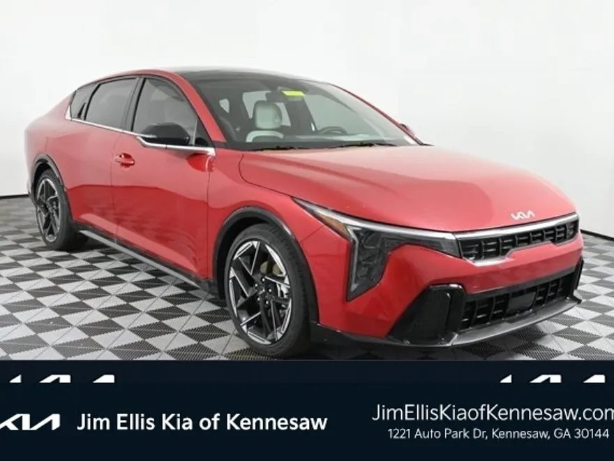 2025 Kia K4 GT-Line photo 1