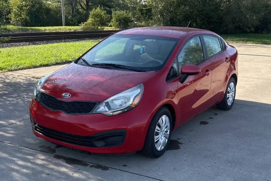 2013 Kia Rio LX photo 1