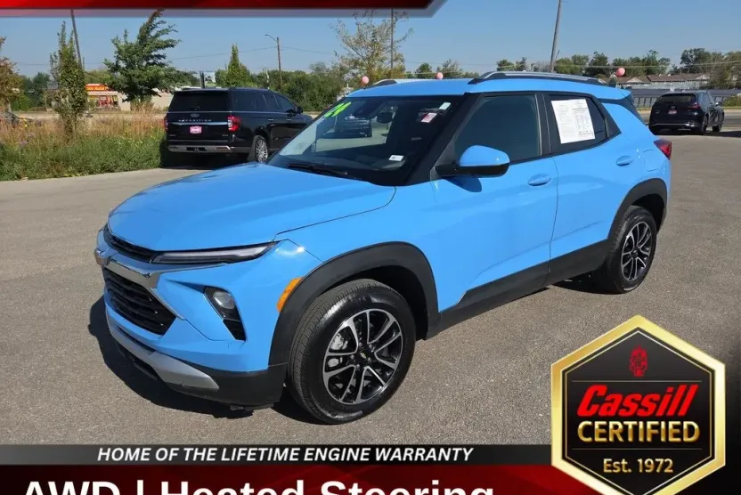 2024 Chevrolet Trailblazer LT photo 1