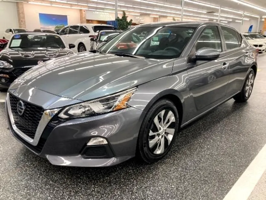 2020 Nissan Altima 2.5 S photo 1