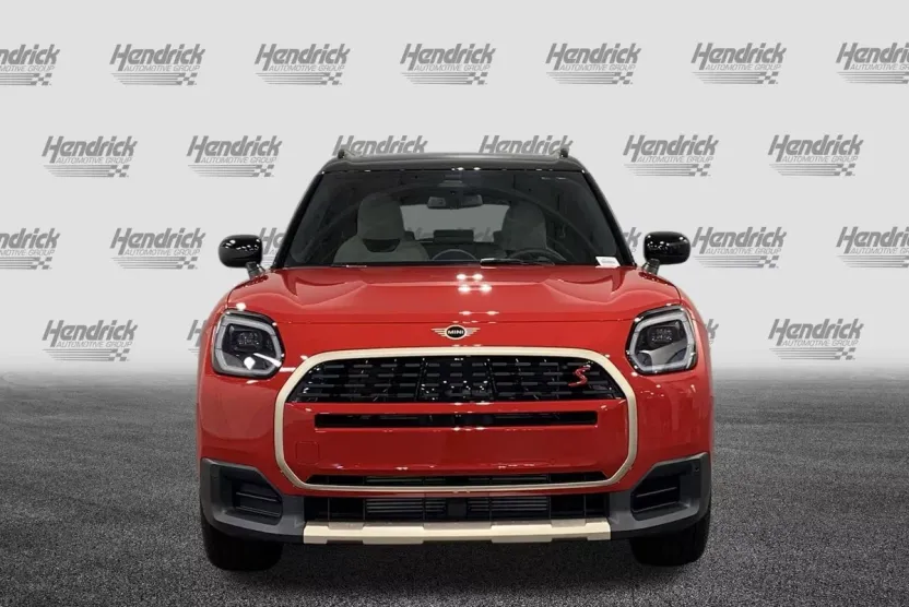 2025 Mini Countryman S ALL4 photo 1