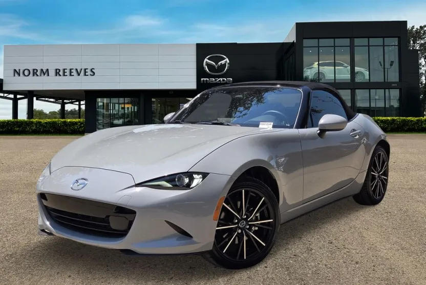 2024 Mazda MX-5 Miata Miata Grand Touring photo 1