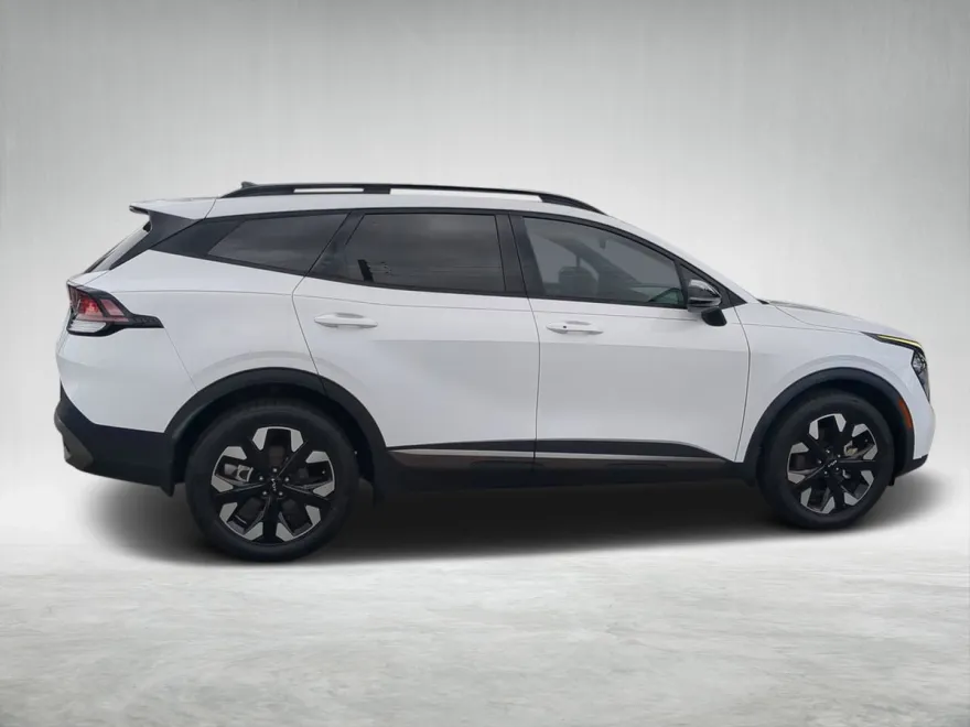 2023 Kia Sportage X-Line photo 1
