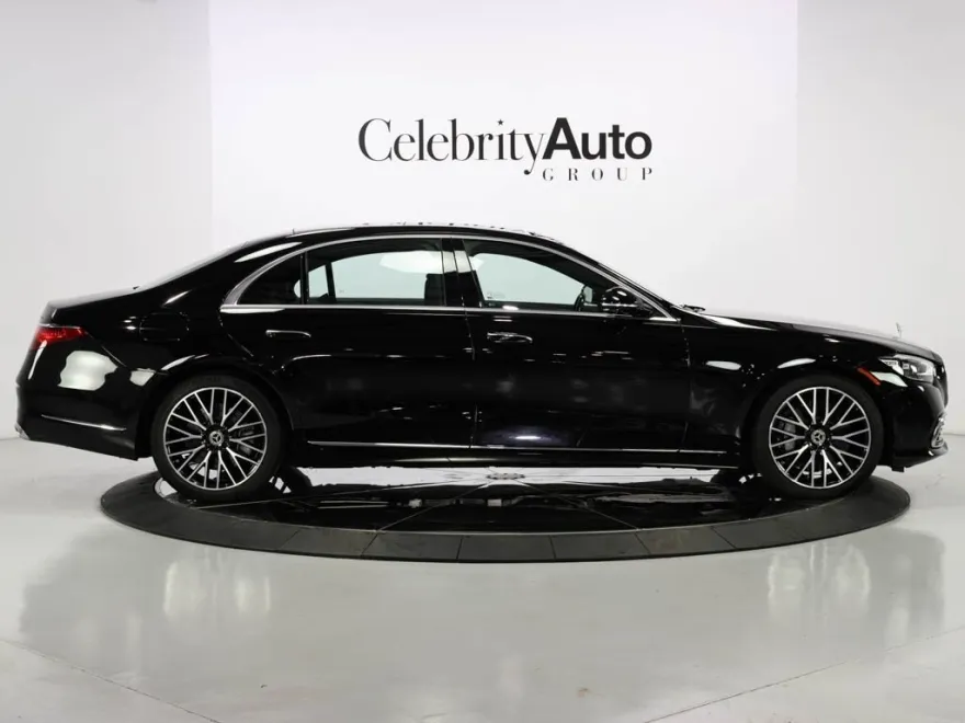 2024 Mercedes Benz S 580 photo 1